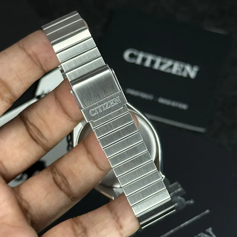 Citizen AN3666-51A Star Wars R2-D2 Tsuno Chrono Watch